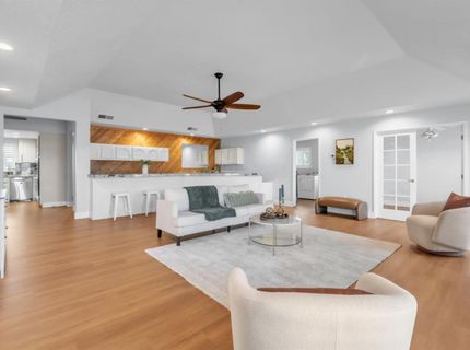 10165 Equestrian Dr, Elk Grove, CA 95624 Photo