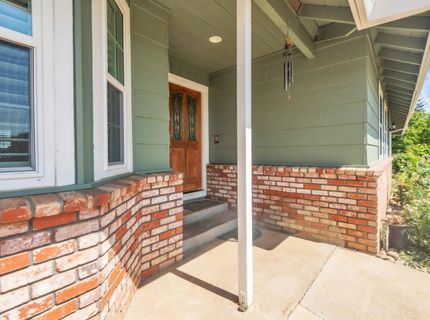 10165 Equestrian Dr, Elk Grove, CA 95624 Photo