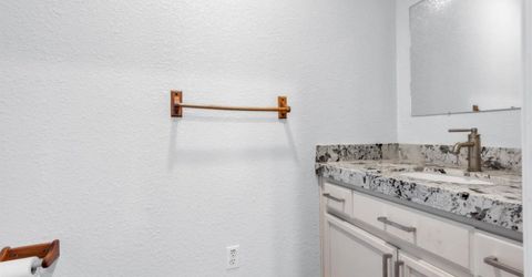 10165 Equestrian Dr, Elk Grove, CA 95624 Photo