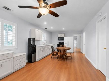 10165 Equestrian Dr, Elk Grove, CA 95624 Photo
