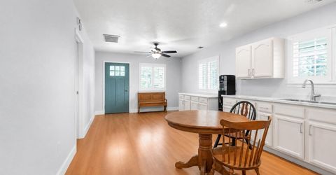 10165 Equestrian Dr, Elk Grove, CA 95624 Photo