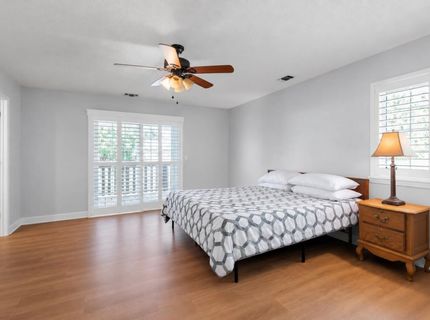 10165 Equestrian Dr, Elk Grove, CA 95624 Photo