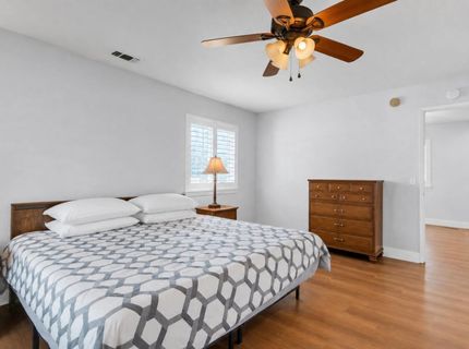 10165 Equestrian Dr, Elk Grove, CA 95624 Photo