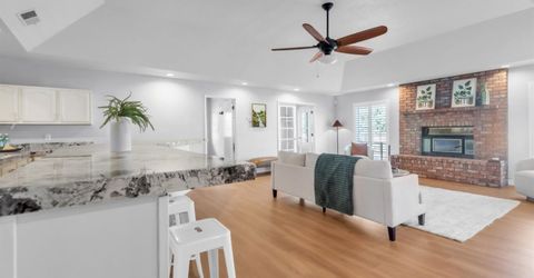 10165 Equestrian Dr, Elk Grove, CA 95624 Photo