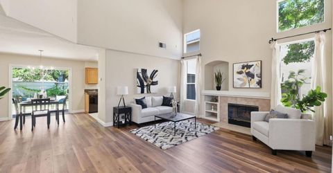 9365 Windrift Ln, Elk Grove, CA 95758 Photo