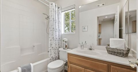 9365 Windrift Ln, Elk Grove, CA 95758 Photo