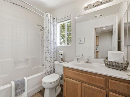 9365 Windrift Ln, Elk Grove, CA 95758 Photo