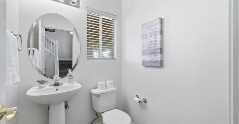 9365 Windrift Ln, Elk Grove, CA 95758 Photo