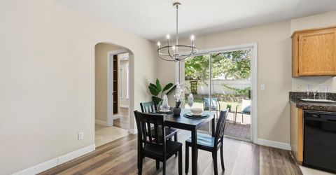 9365 Windrift Ln, Elk Grove, CA 95758 Photo