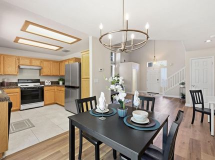 9365 Windrift Ln, Elk Grove, CA 95758 Photo