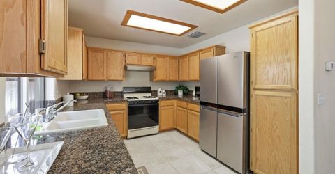 9365 Windrift Ln, Elk Grove, CA 95758 Photo