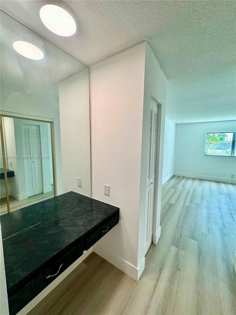 4880 NW 22nd St, Unit 110, Lauderhill, FL 33313 Photo