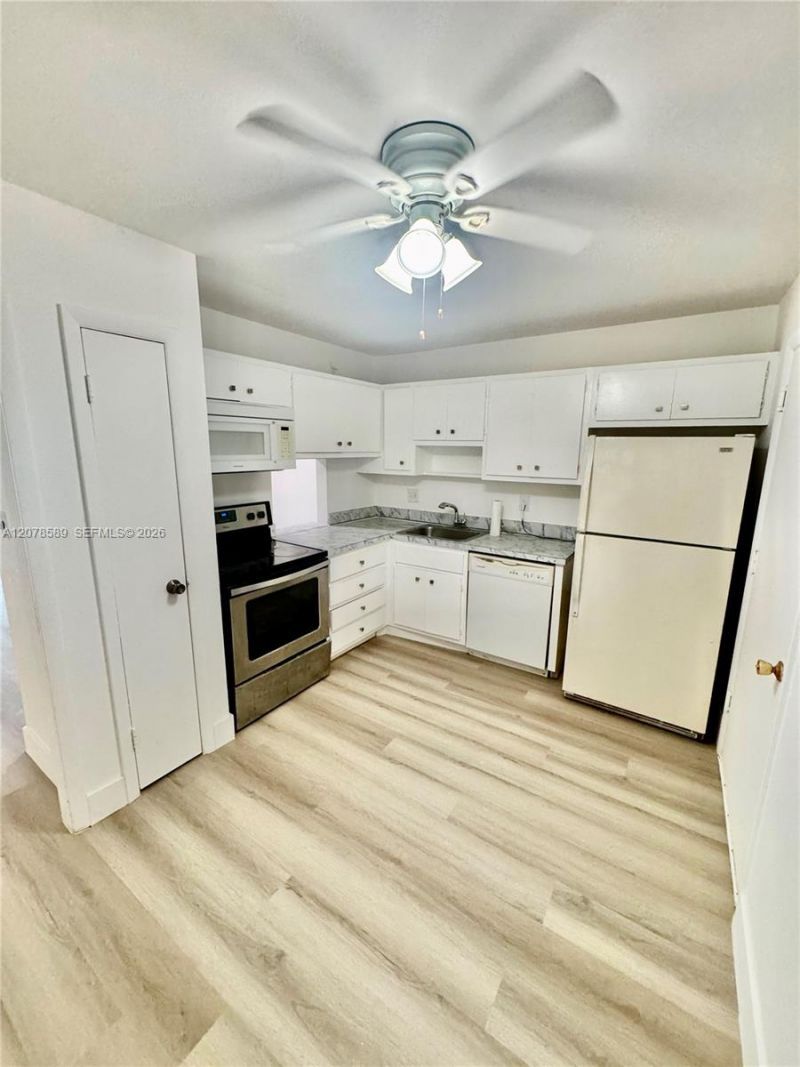 4880 NW 22nd St, Unit 110, Lauderhill, FL 33313 Photo
