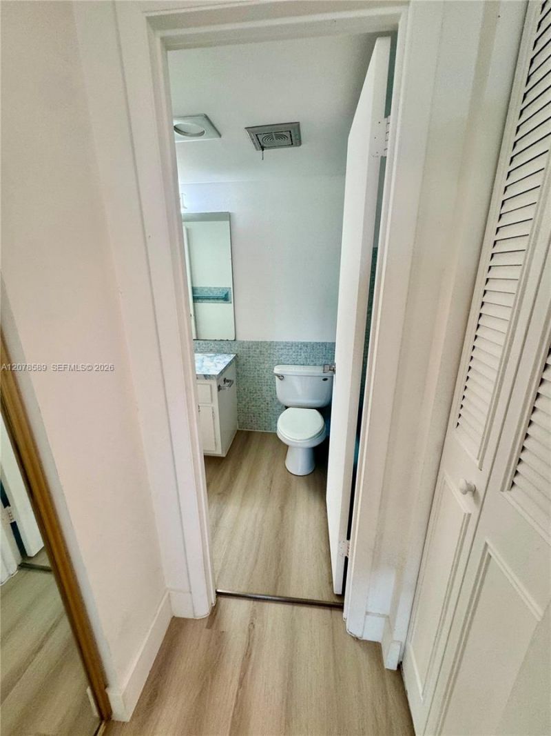 4880 NW 22nd St, Unit 110, Lauderhill, FL 33313 Photo