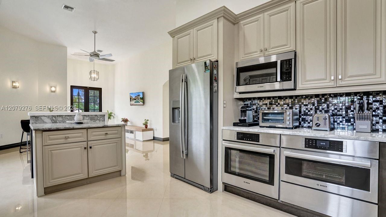3311 SW 118th Ter , Davie, FL 33330 Photo