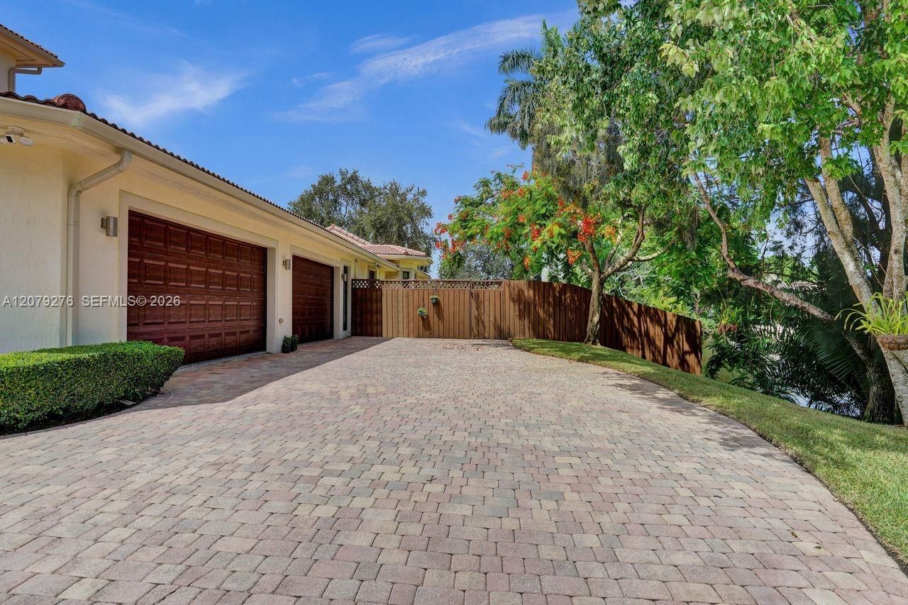 3311 SW 118th Ter , Davie, FL 33330 Photo