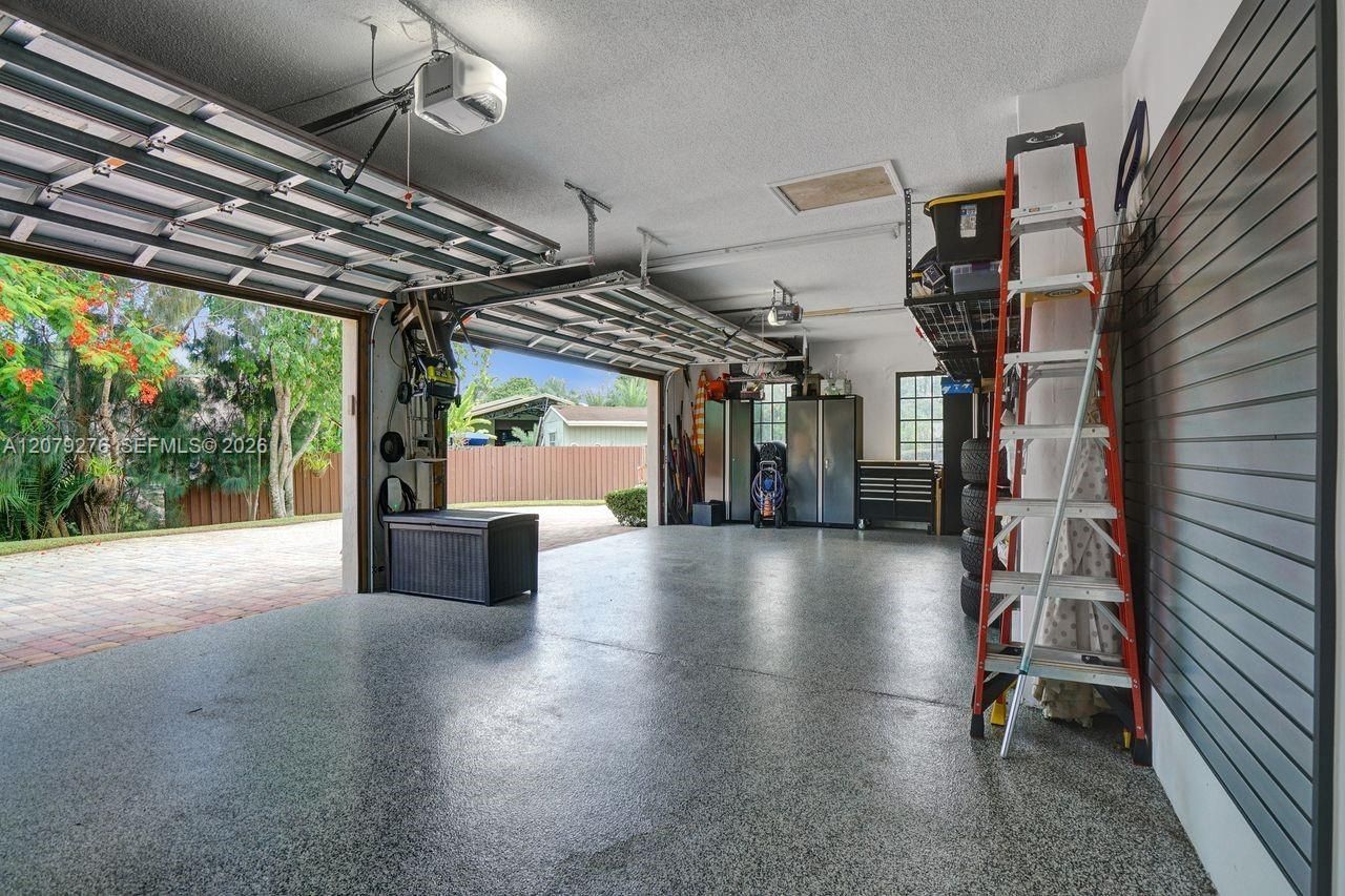 3311 SW 118th Ter , Davie, FL 33330 Photo