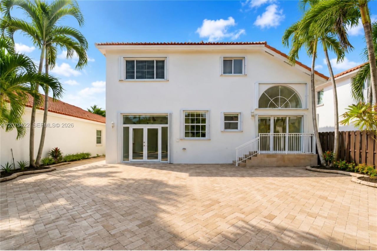 10916 NW 58th Ter , Doral, FL 33178 Photo