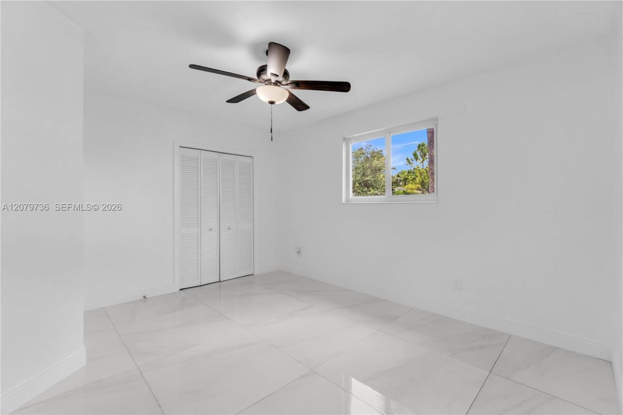 9450 SW 25th Dr , Miami, FL 33165 Photo