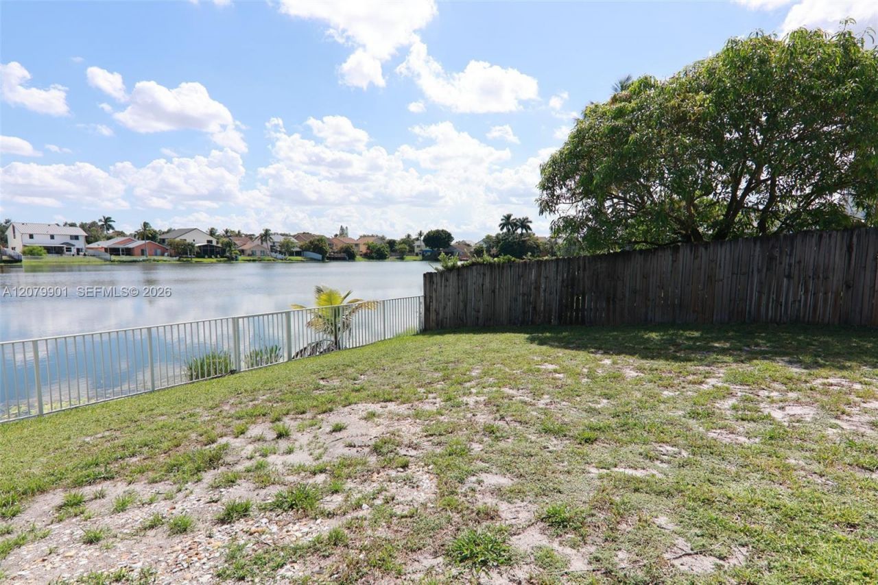 9620 SW 9th Ct , Pembroke Pines, FL 33025 Photo