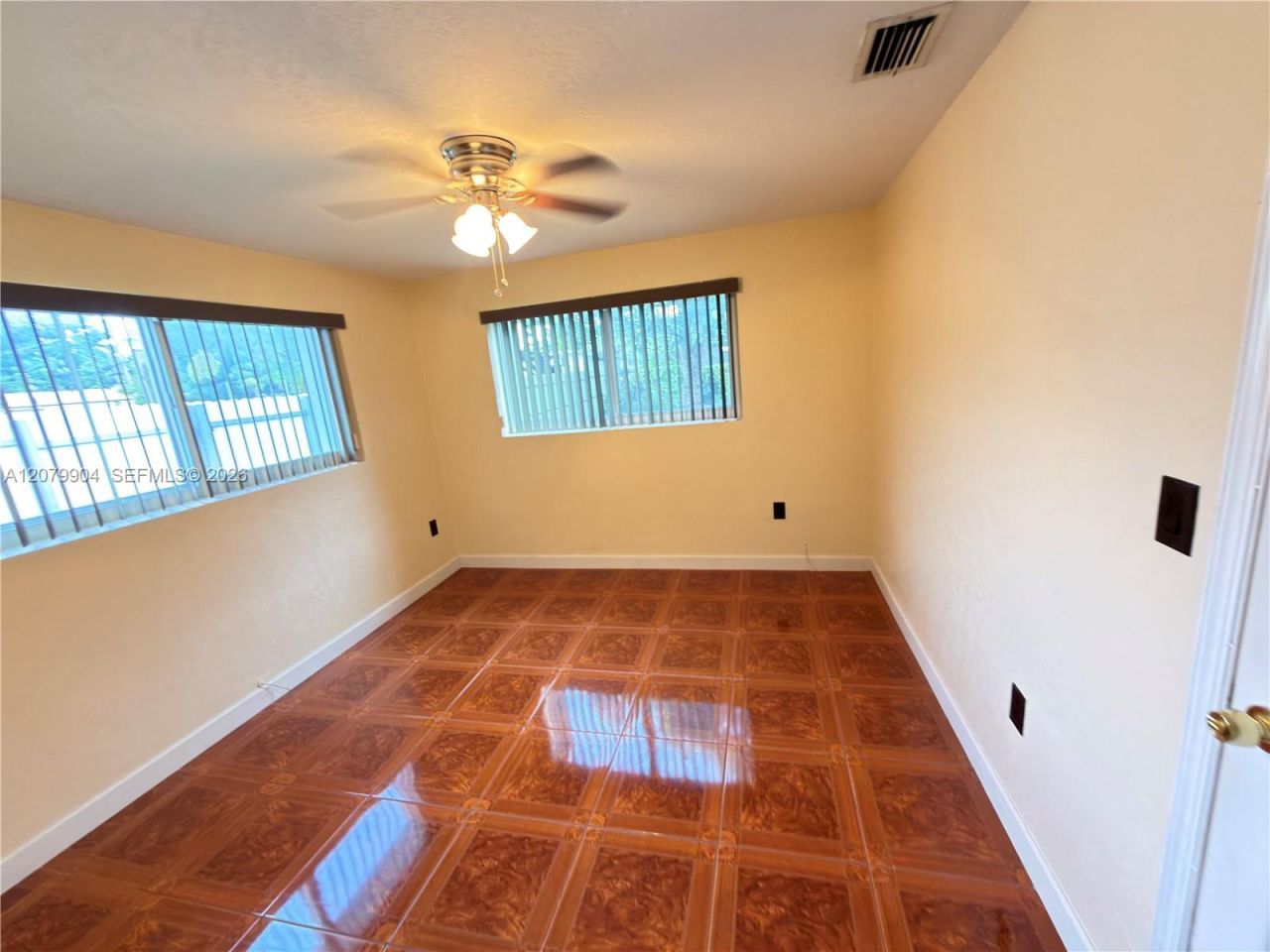 2998 NW 94th St, Unit 2998, Miami, FL 33147 Photo