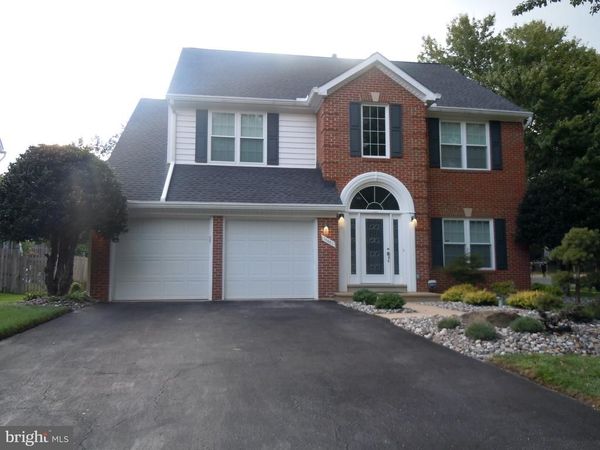 10401 GRANDHAVEN AVENUE , UPPER MARLBORO, MD 20772