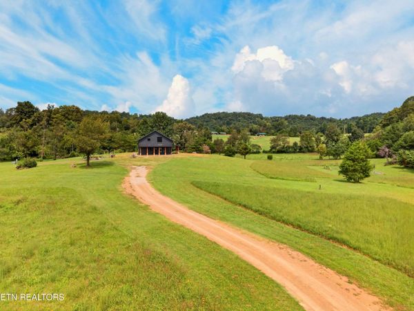 1755 Sunnydale Rd, Greeneville, TN 37743