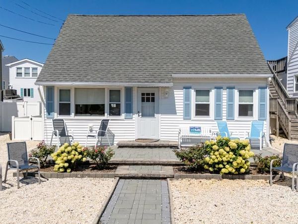 21 W SAILBOAT LANE , LONG BEACH TWP, NJ 08008