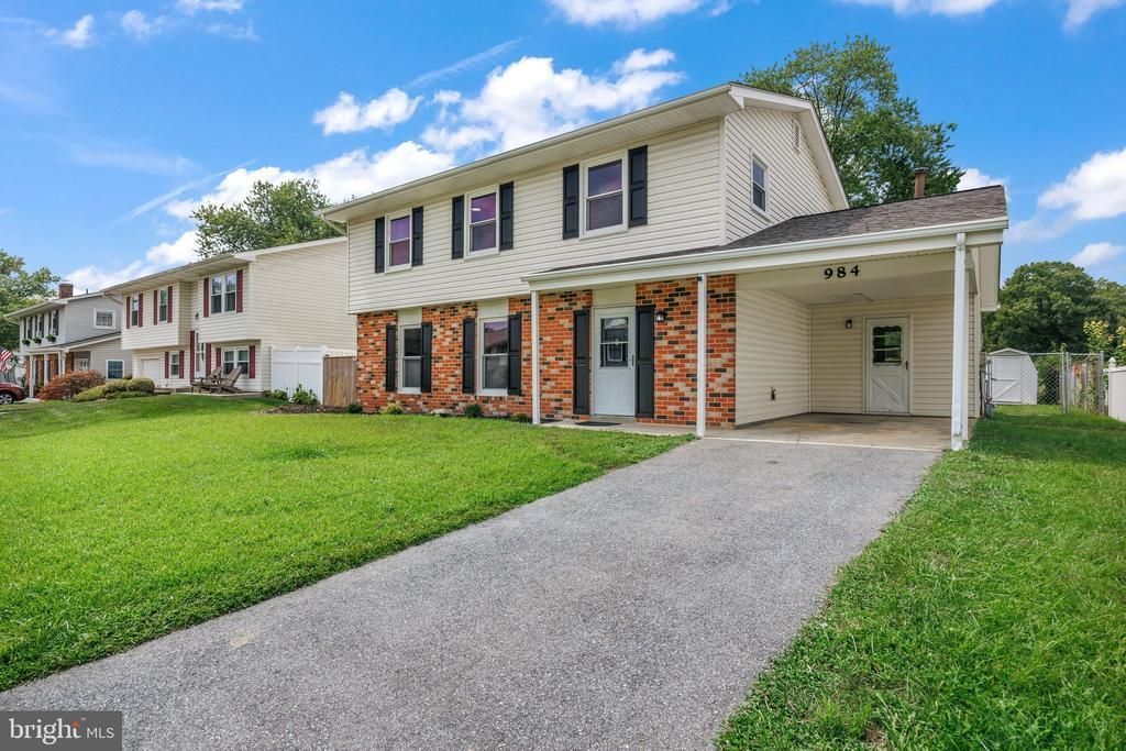 984 FALL CIRCLE WAY , GAMBRILLS, MD 21054