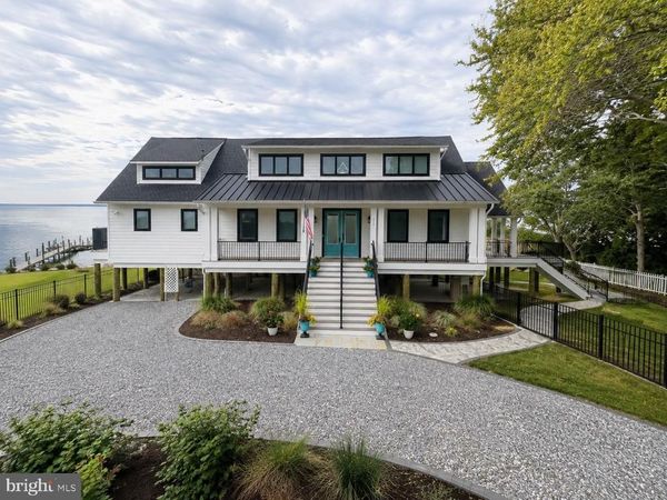 712 BAY DRIVE , STEVENSVILLE, MD 21666