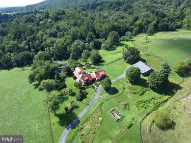 1983 MISTY MEADOWS LANE, MARKHAM, VA 22643