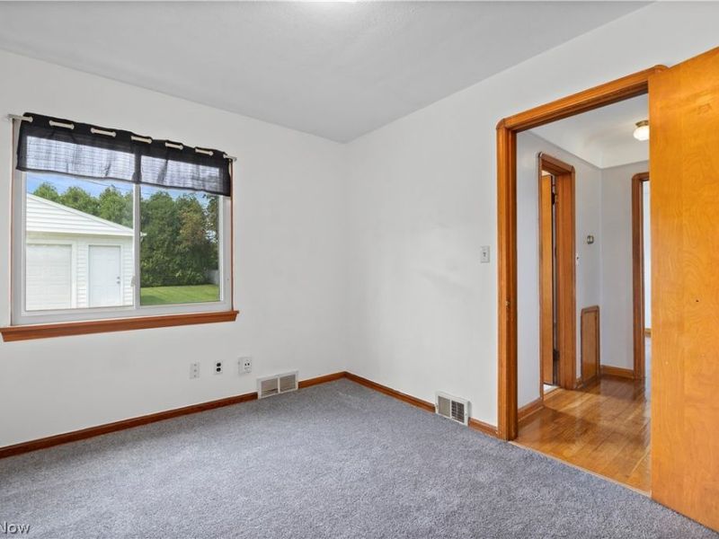5924 Monica Lane, Garfield Heights, OH 44125 Photo 24