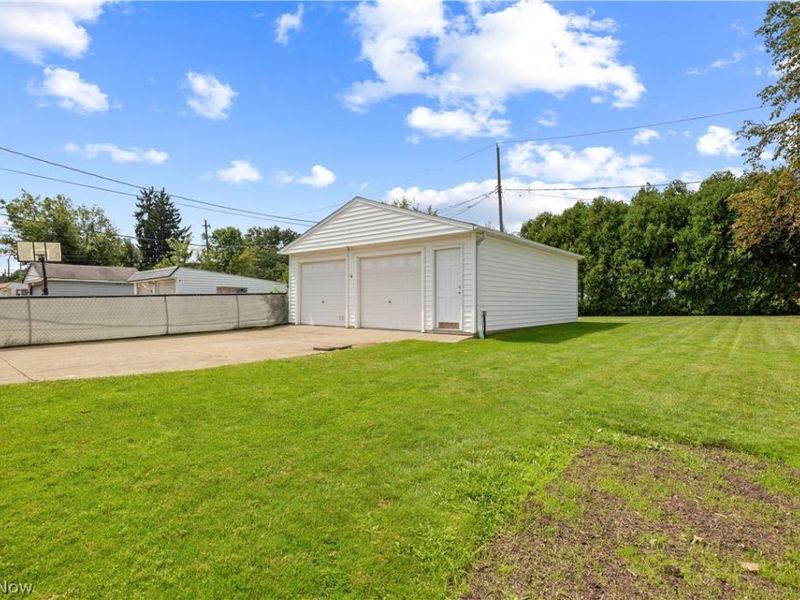 5924 Monica Lane, Garfield Heights, OH 44125 Photo 33