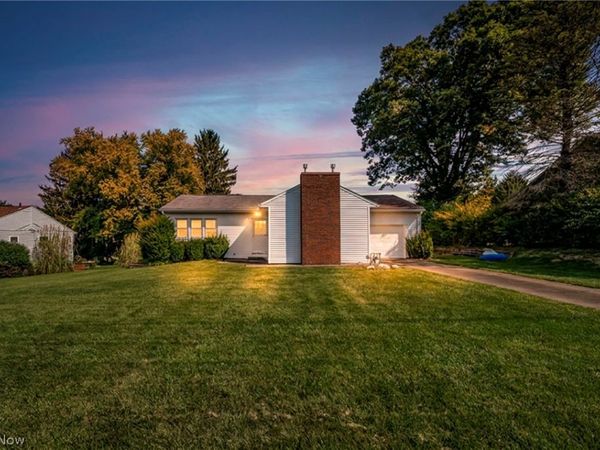 1011 39th Street NE, Canton, OH 44714