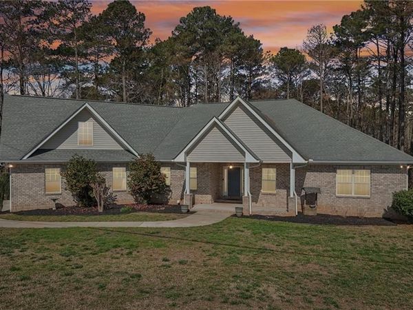 7055 Bannister Road , Cumming, GA 30028