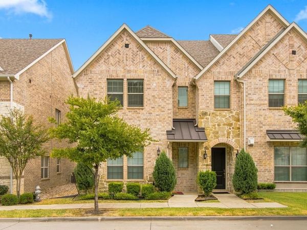 303 Ferndale Street, Lewisville, TX 75056