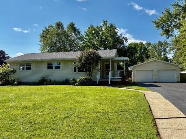 214 Susan Drive, Jefferson, OH 44047
