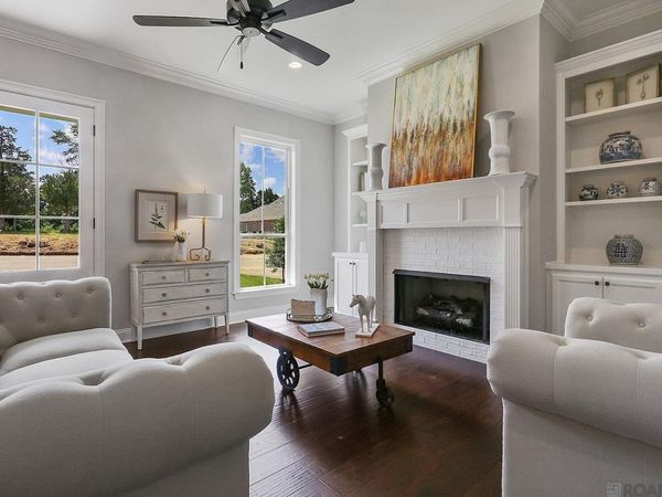 13105 Cedar Pointe Dr, St Francisville, LA 70775