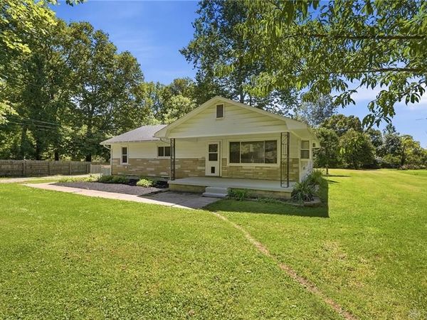1265 Wallaby Drive, Dayton, OH 45432