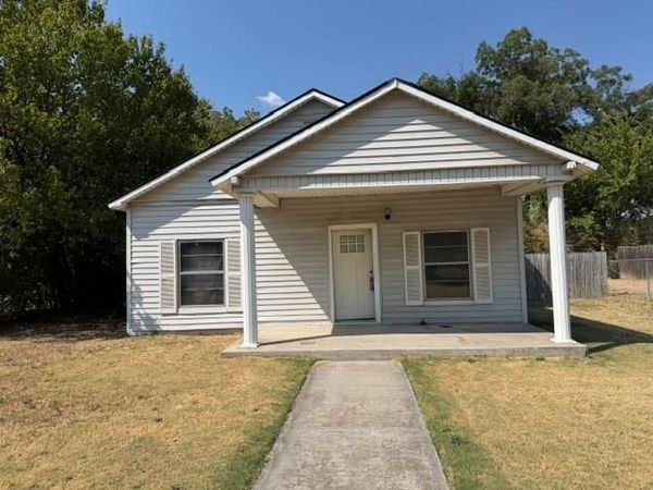503 E Main Street , Decatur, TX 76234