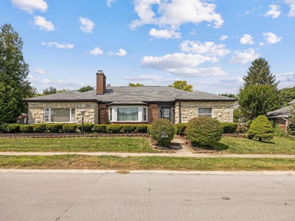 6325 Elm View Place, Elmwood Place, OH 45216