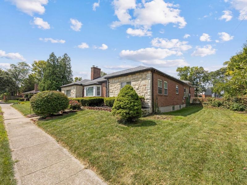 6325 Elm View Place, Elmwood Place, OH 45216 Photo 2