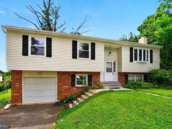 1745 LARKIN ROAD , UPPER CHICHESTER, PA 19061