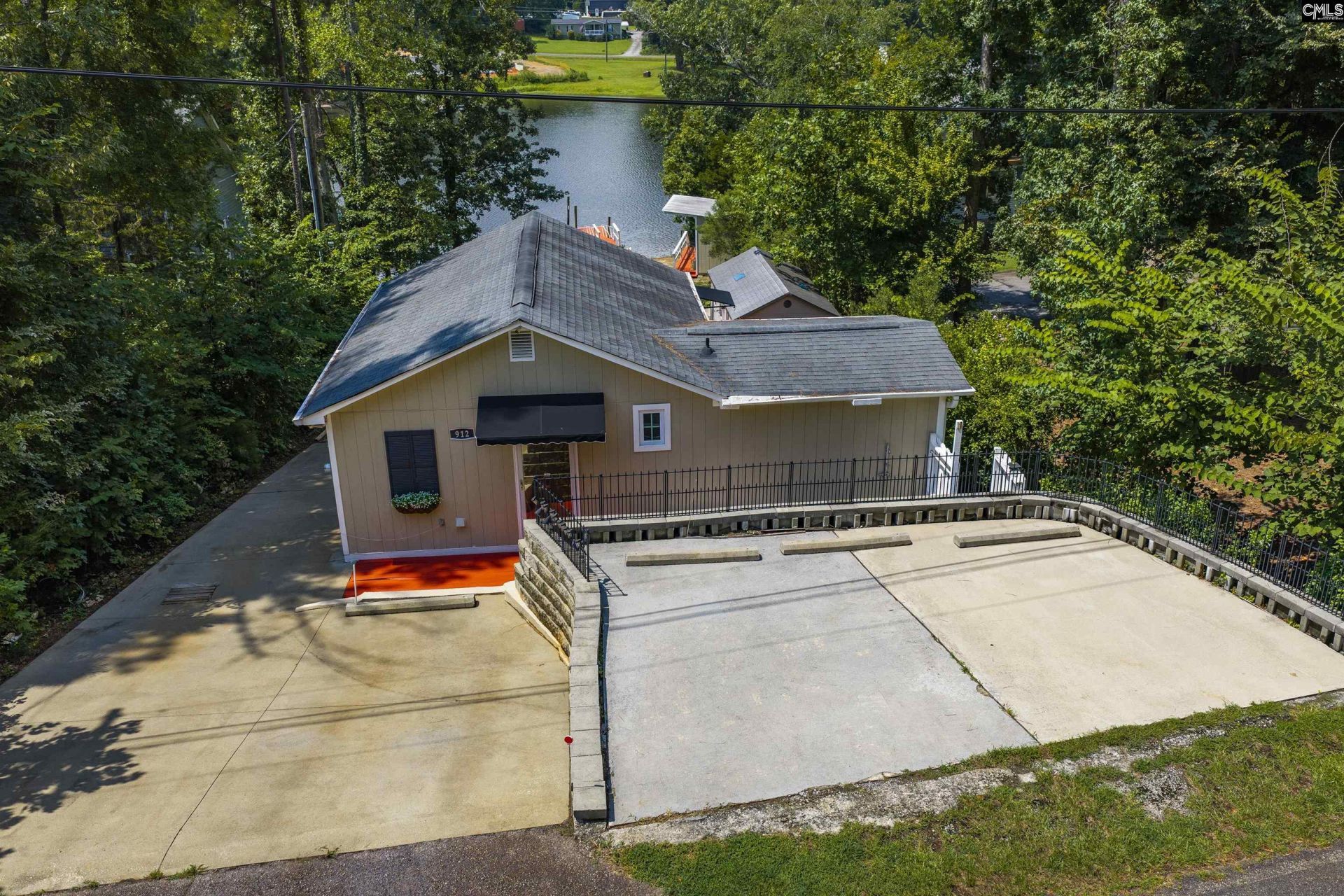 912 Lakewood Drive  Photo 15