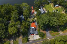 912 Lakewood Drive  photo 4