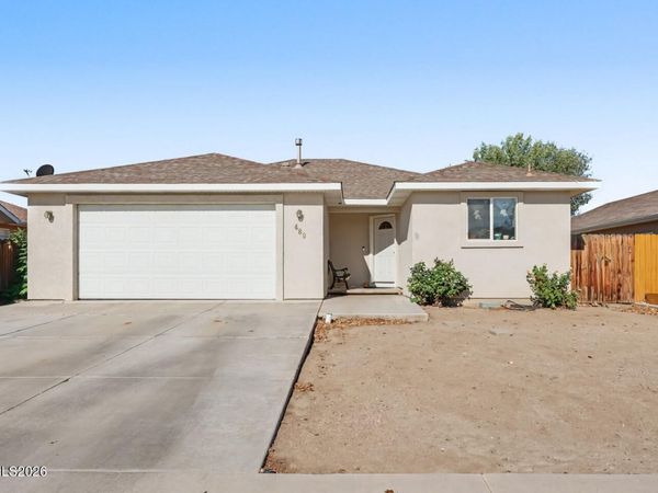 489 Torrey Pines Drive, Fallon, NV 89406