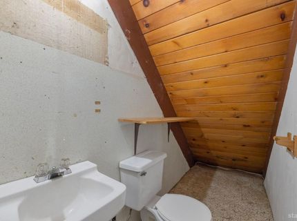 1151 Keller Road, South Lake Tahoe, CA 96150 Photo