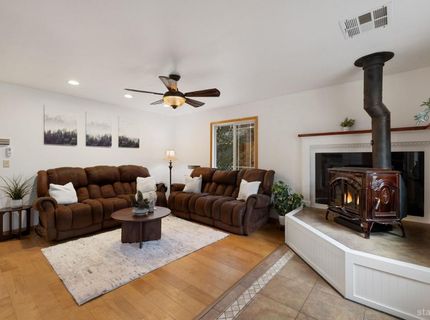 1573 Player Drive, South Lake Tahoe, CA 96150 Photo
