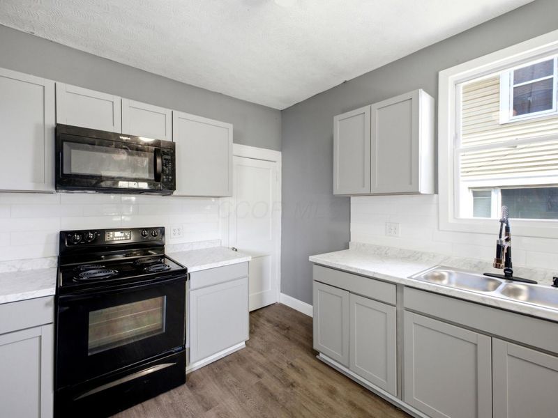 738 Windsor Street , Marion, OH 43302 Photo 13