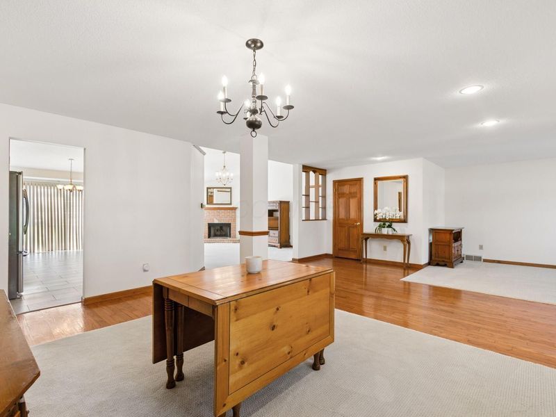1349 Bluejack Lane, Heath, OH 43056 Photo 8